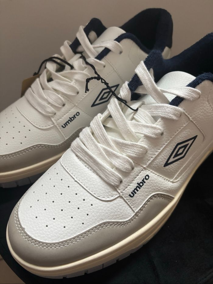 Baskets Umbro - photo numéro 2