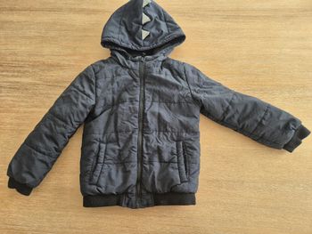 Manteau doudoune dinosaure 5 ans
