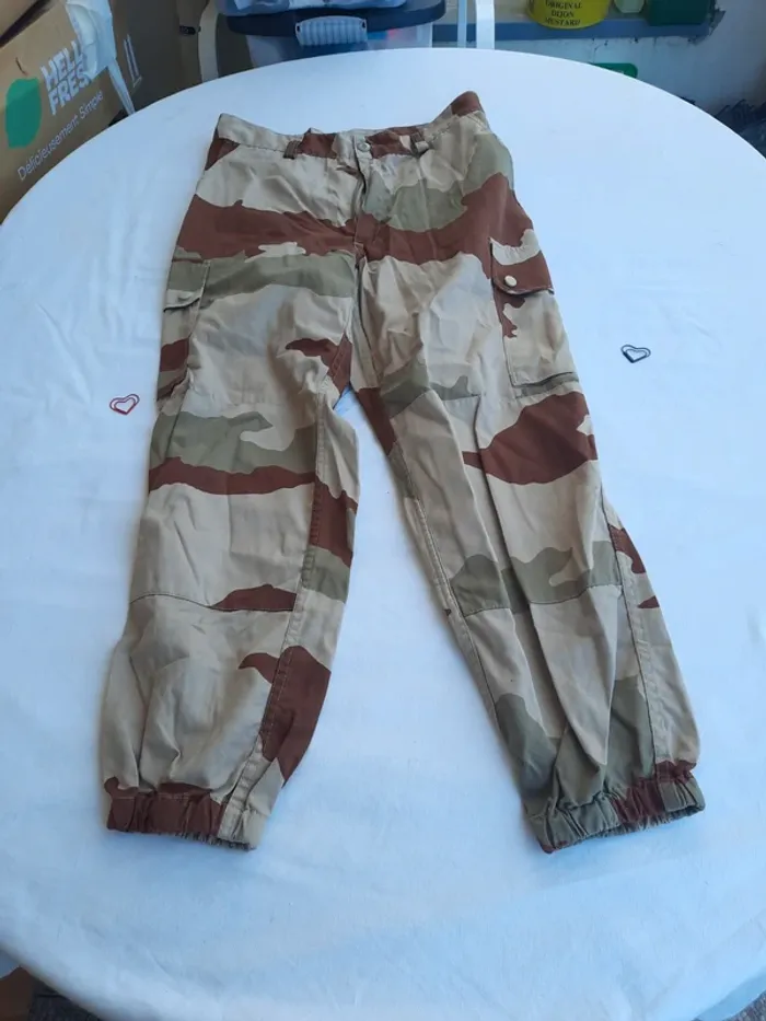 Pantalon militaire sable taille M neuf