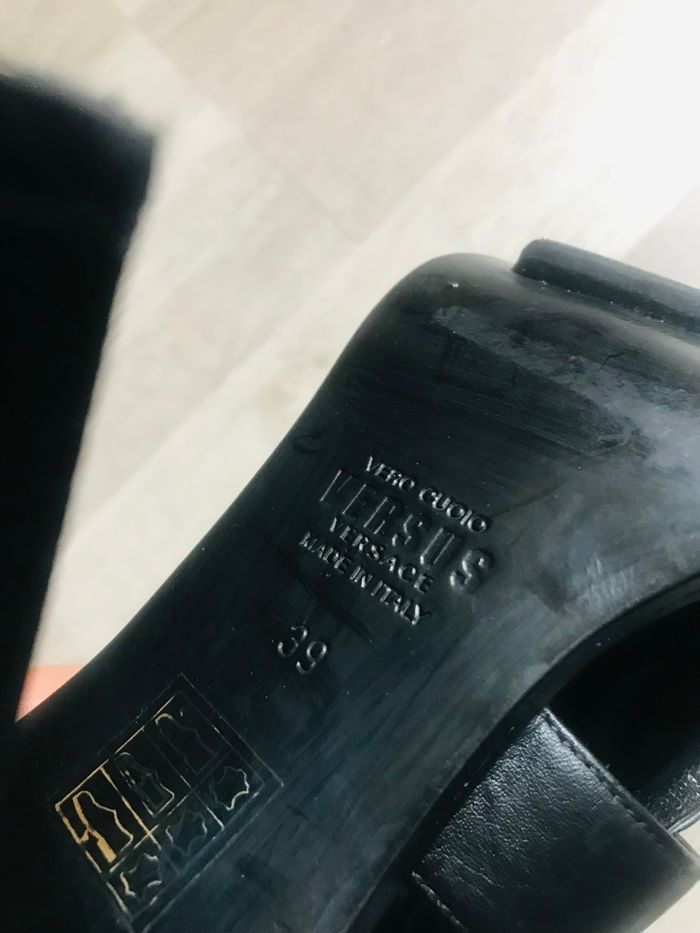 Sandales versus Versace - photo numéro 4