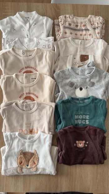 Lot de pyjamas 