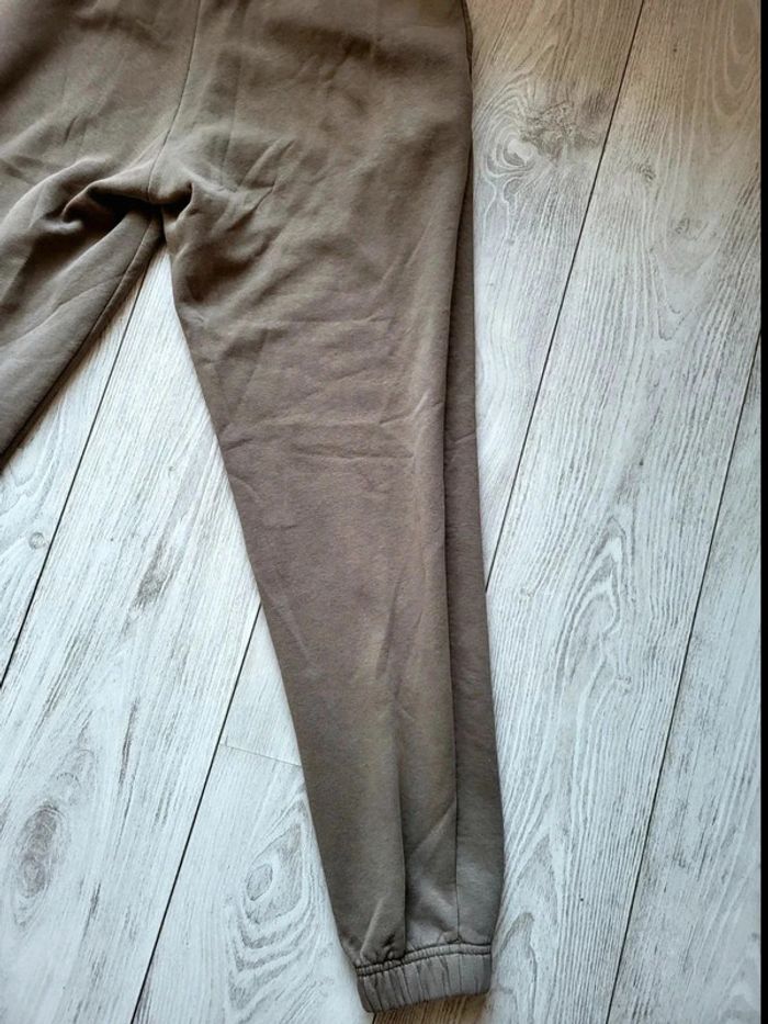 Jogging marron New Balance – Taille M – Coton doux – Logo brodé – Style streetwear détente - photo numéro 10