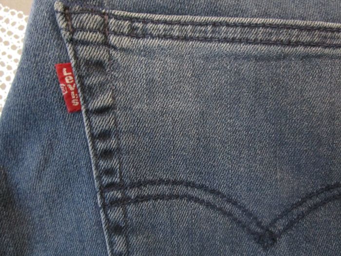 Jean Levi’s 511 coupe slim taper fit W31 L32 Bleu (J124) - photo numéro 4