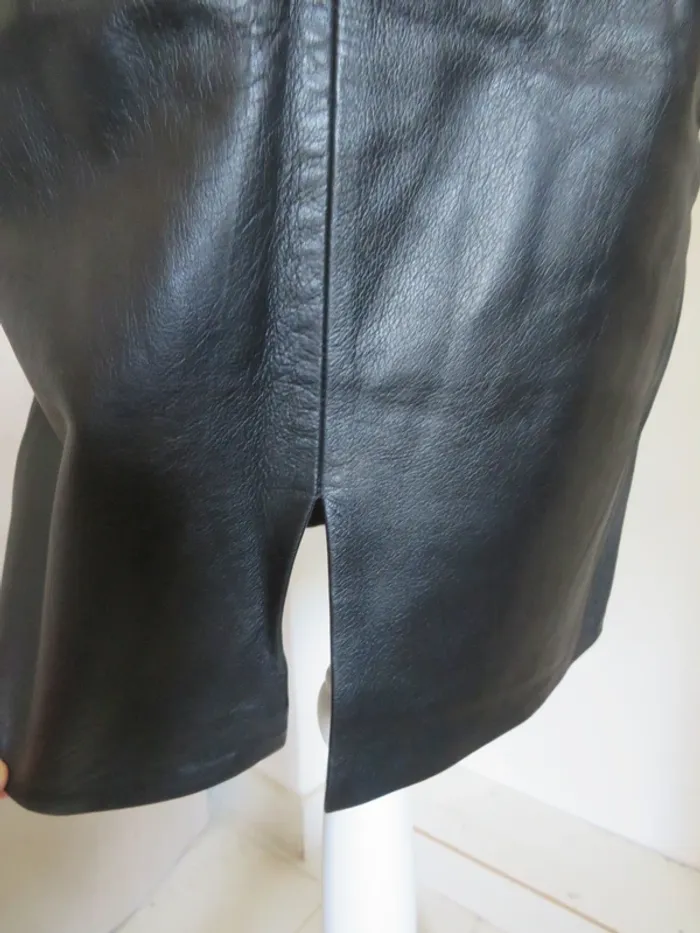 jupe en cuir - photo numéro 6