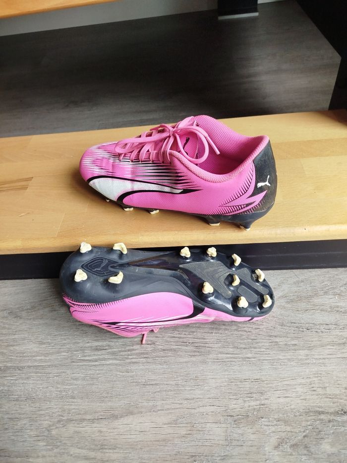 Chaussures foot - photo numéro 4
