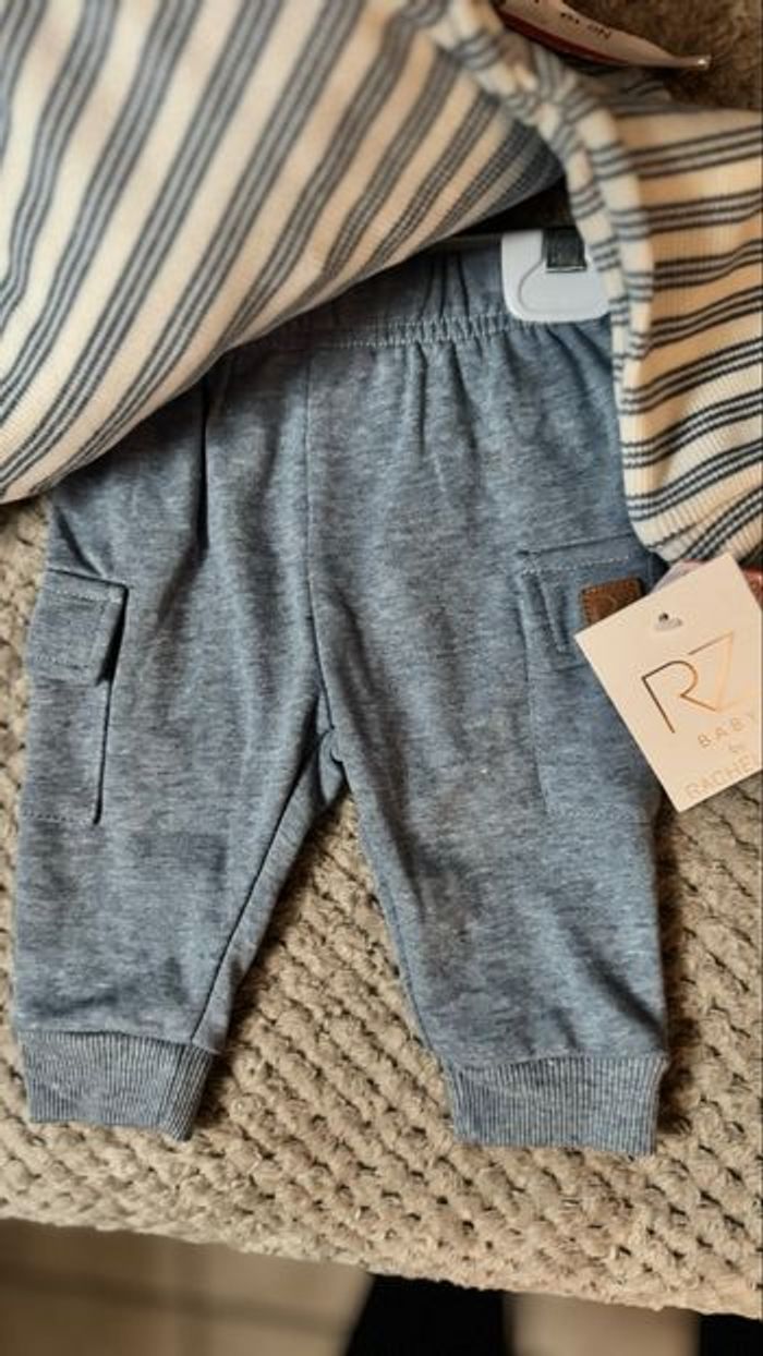 Ensemble  bébé 3-6 mois - photo numéro 3