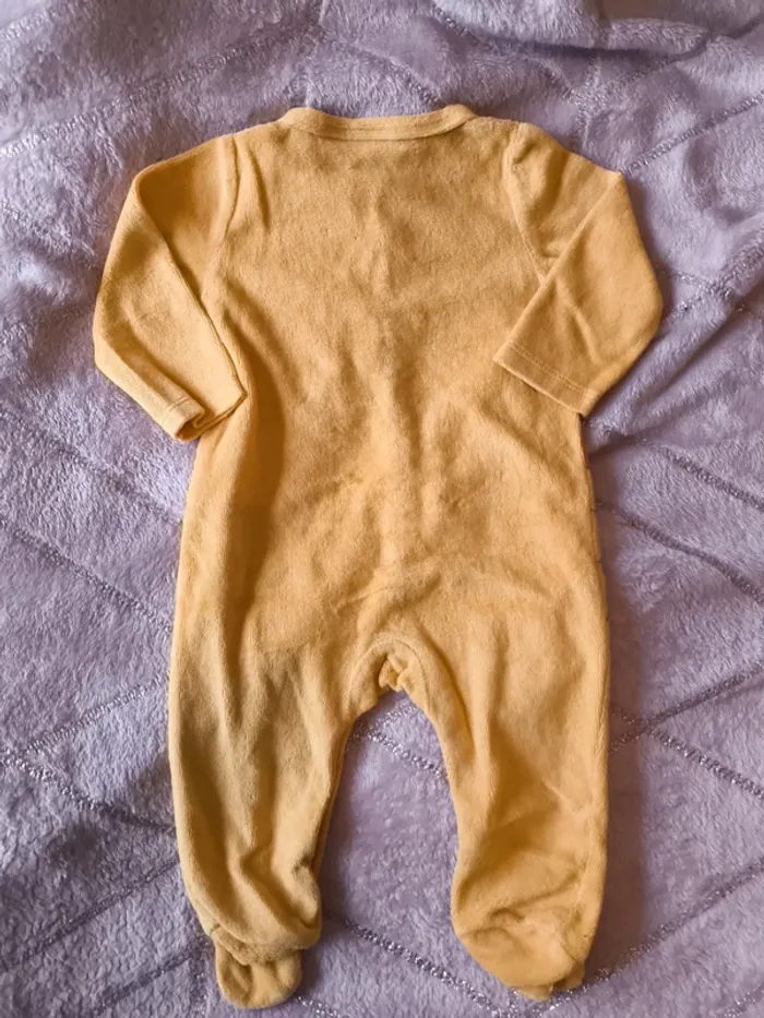 Lot Winnie l'ourson 3 mois - photo numéro 6