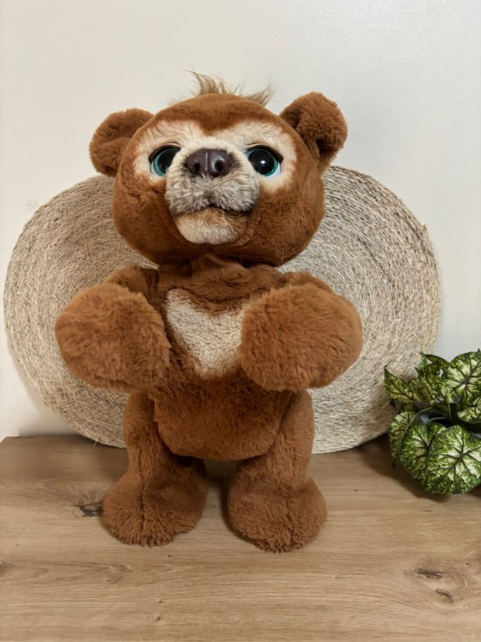Peluche interactive l ours cubby fur réal Friends hasbro - photo numéro 3