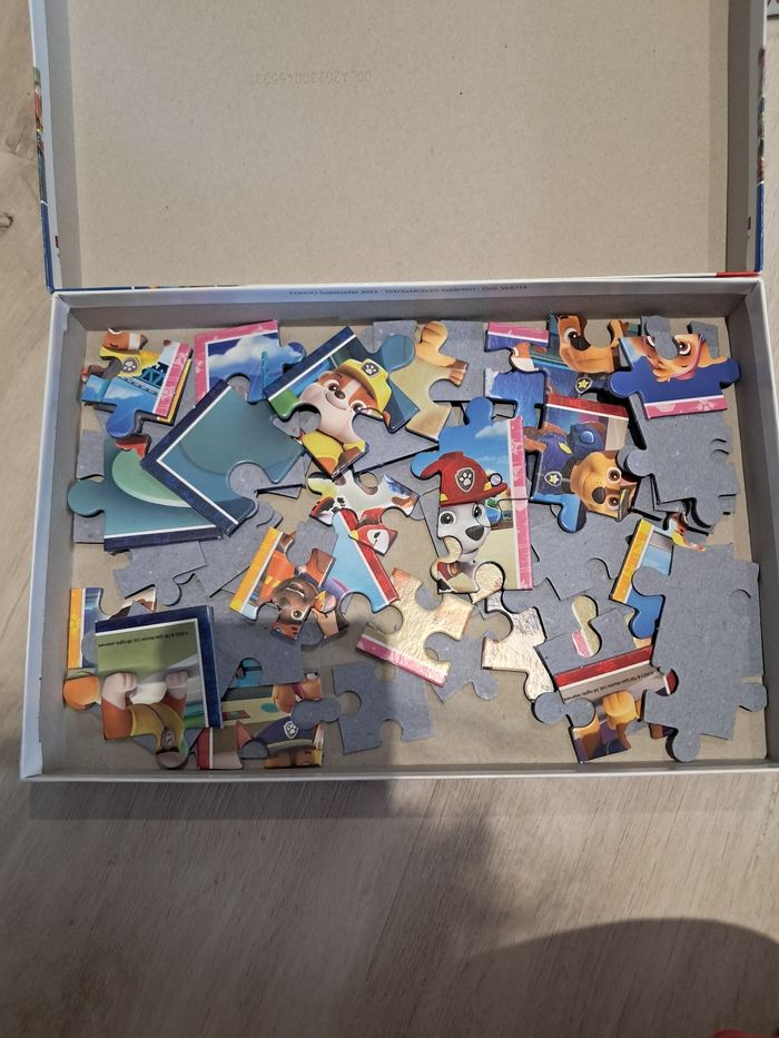 Lot de 9 puzzles 12 pièces 15 pièces neufs - photo numéro 3