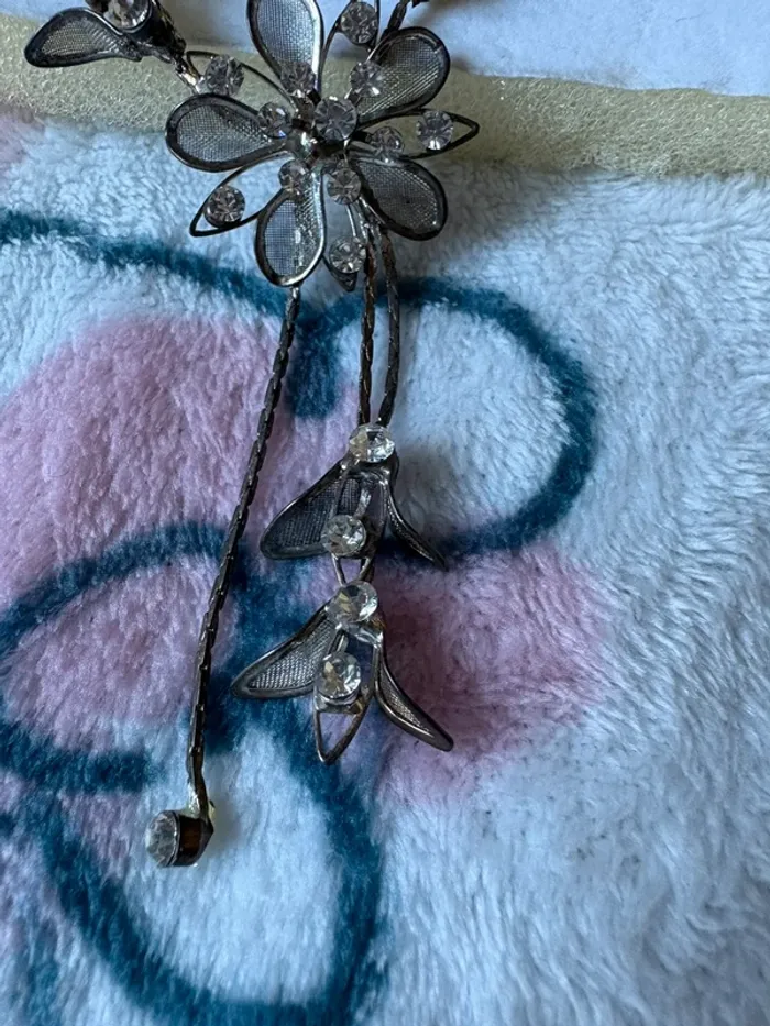 Ensemble collier boucles d’oreilles - photo numéro 2