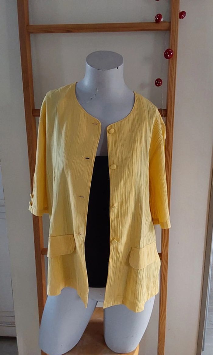 Chemise /surchemise  /veste légère Vintage gaufrée jaune T 38/40 - photo numéro 2
