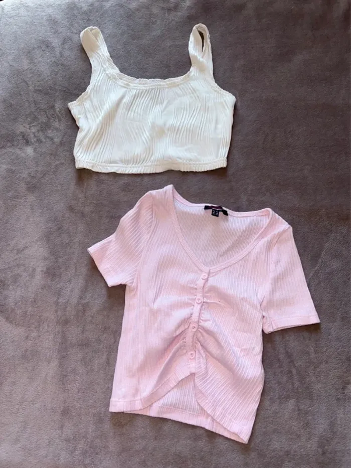 Lot de deux hauts femme taille XS en très bon état. - photo numéro 3