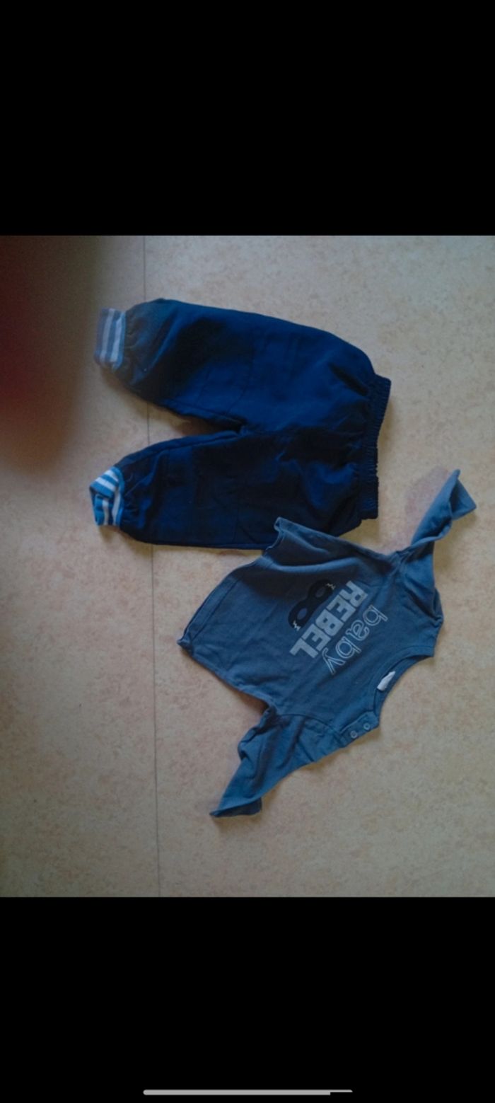 Ensemble garçon taille 6 mois