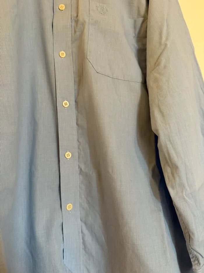 Chemise bleu vintage en bon état taille 46 armorial - photo numéro 5