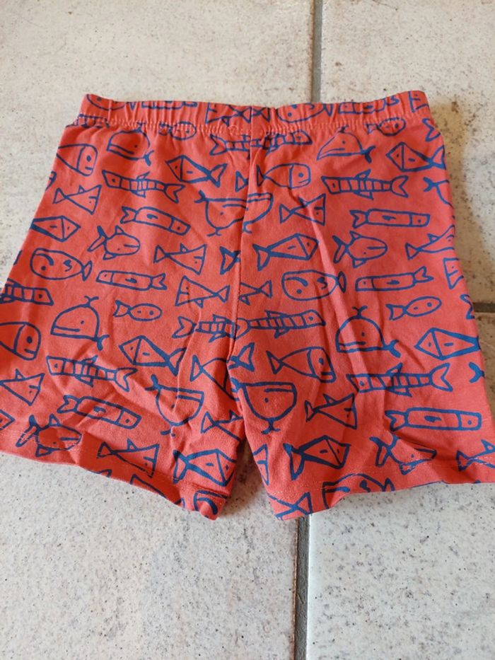 Short rouge à poissons