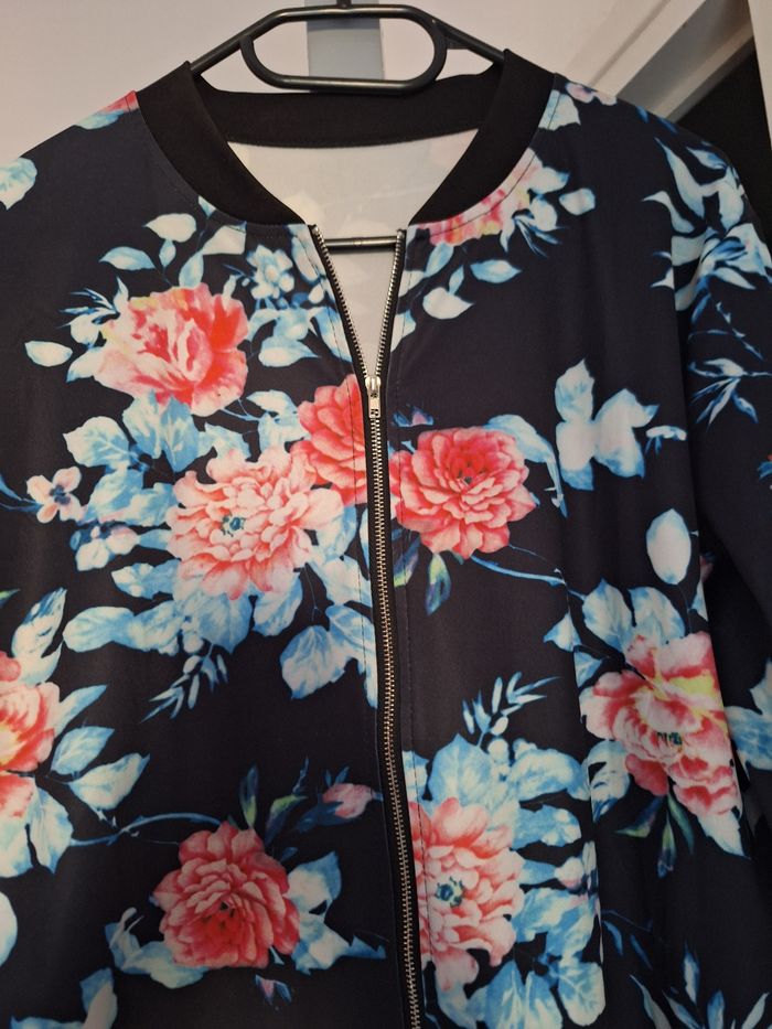 Blouses - photo numéro 2