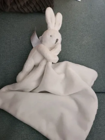 Doudou lapin jacadi