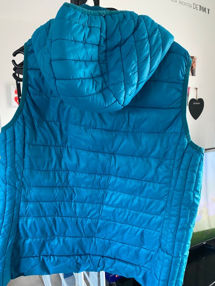 Veste sans manche - photo numéro 2