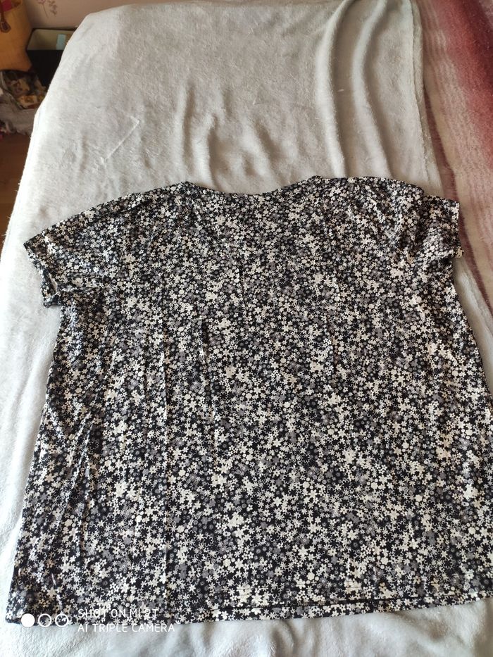 Tee-shirt manches courtes femme taille 54/56 neuf - photo numéro 4