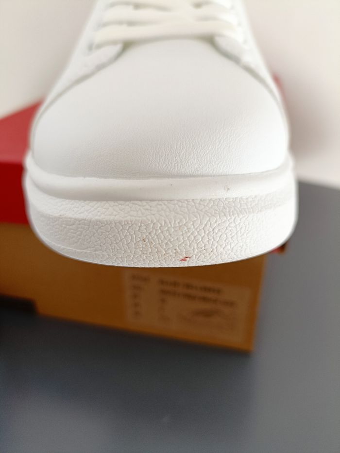 Baskets Levi’s Ellis – Neuves – Taille 36 - photo numéro 5