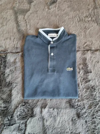 Polo Lacoste bleu marine, S Hommes