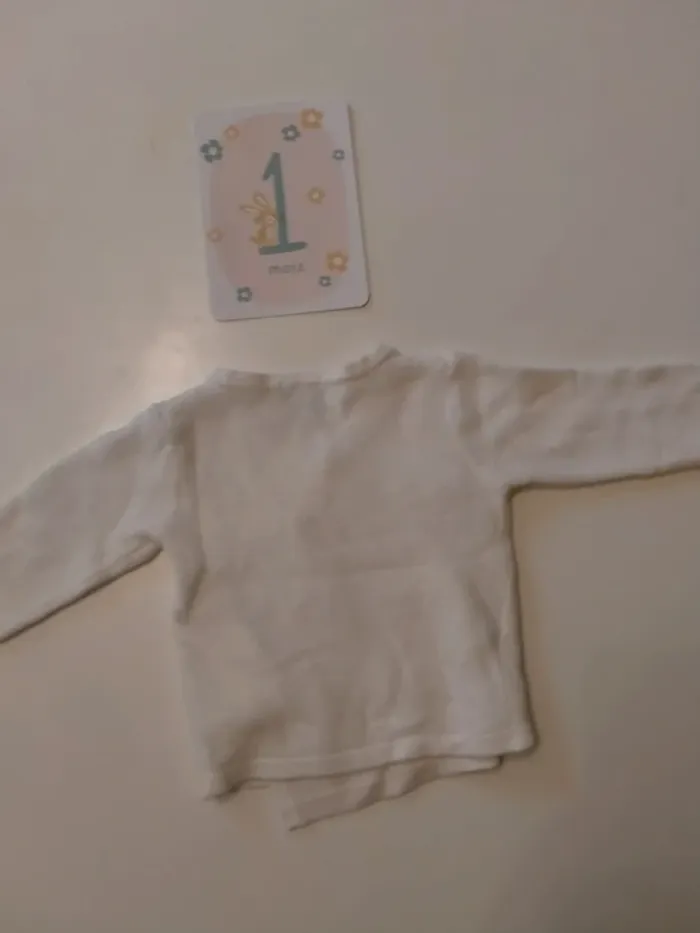Brassière bébé KIABI Taille 1 mois - photo numéro 4
