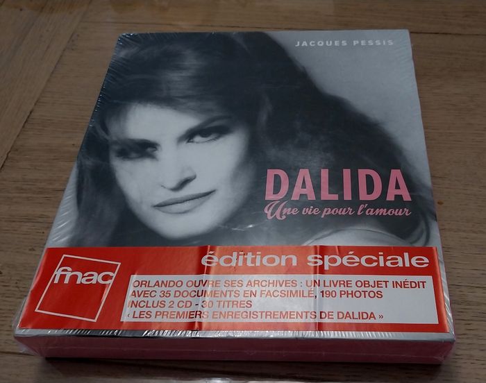 Coffret musical Dalida neuf