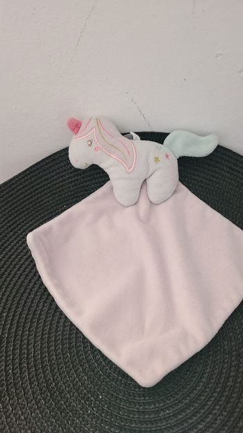 Doudou plat licorne rose blanc bleu SUCRE D'ORGE