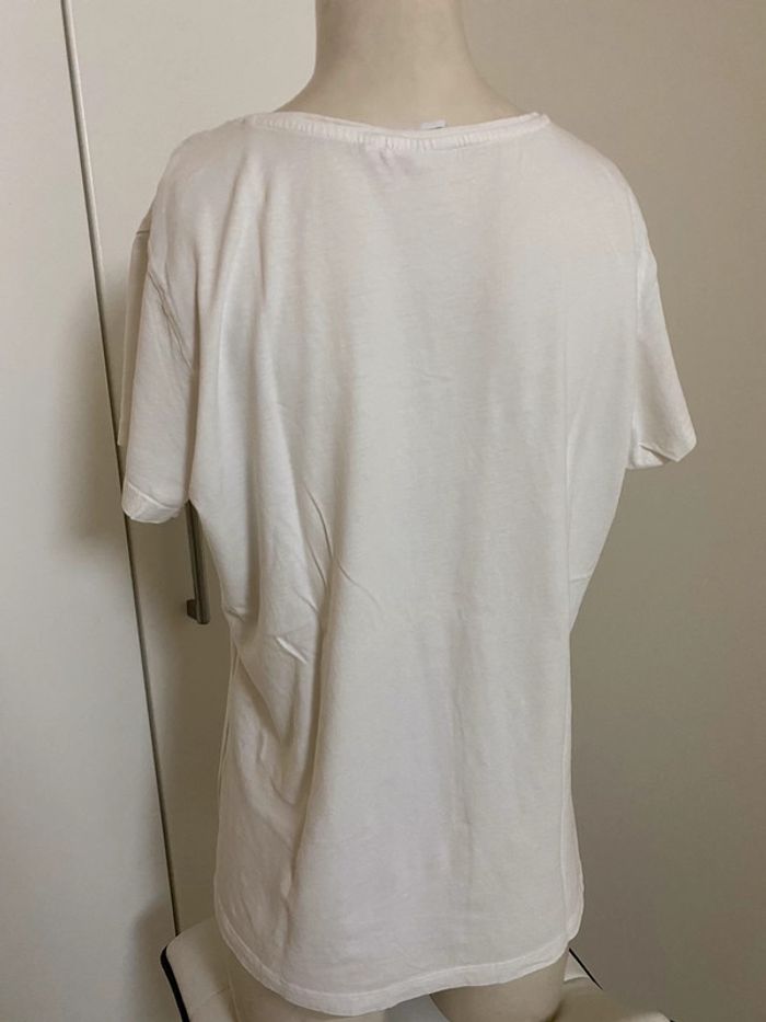 T shirt 🌸 taille XL - photo numéro 3