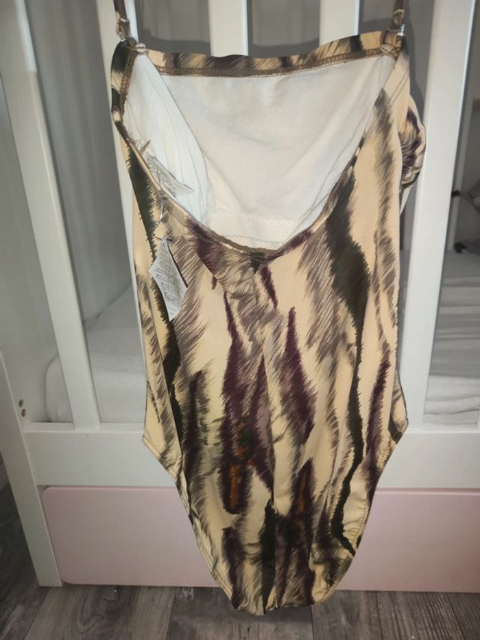 Maillot une pièce taille 38 - photo numéro 4