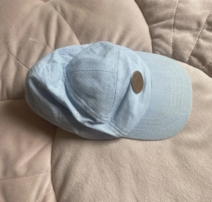 Casquette bleu - photo numéro 2