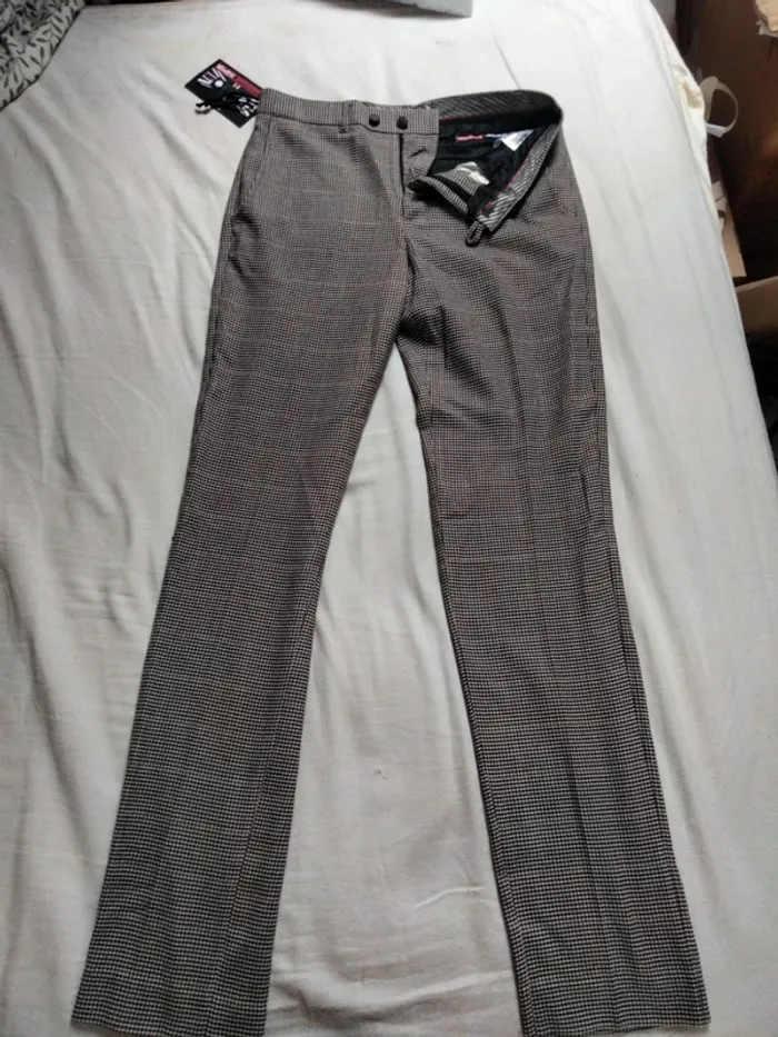 Pantalon Kiliwatch taille 39
