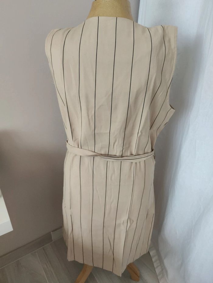 Robe beige rayée - photo numéro 4