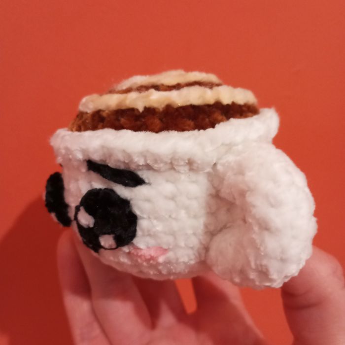Petite tasse à café kawaii au crochet - photo numéro 4
