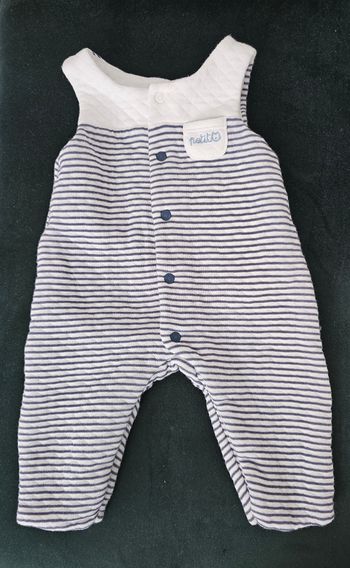 Salopette obaidi 3 mois tres bon etat mariniere