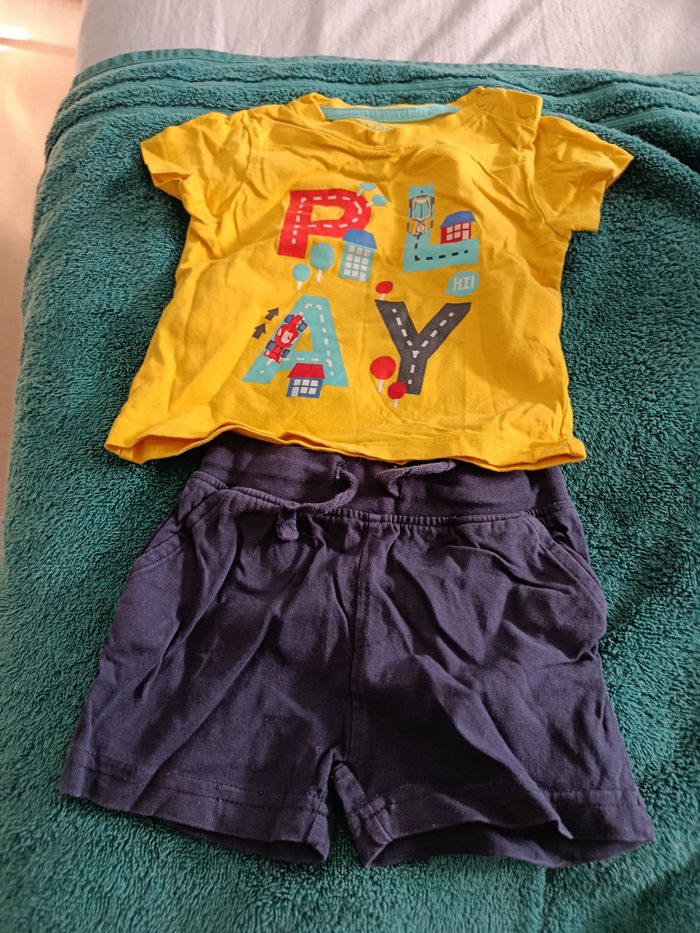 Ensemble tee shirt et short