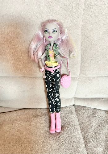 Poupée monster high