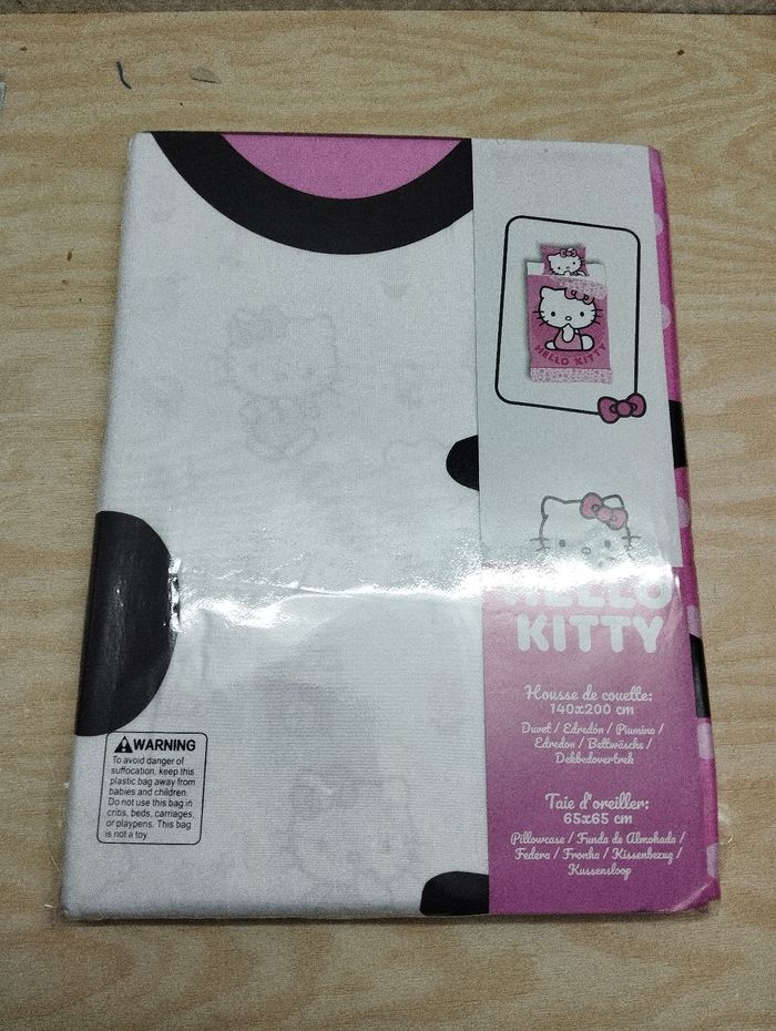 Parure de lit hello kitty taille 140/200 cm taille oreiller 63/63 cm - photo numéro 2