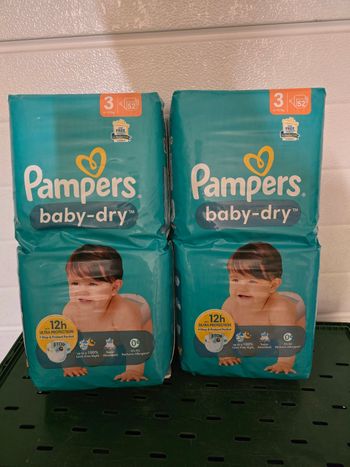 Pampers T3 2x52 soit 104 couches 
