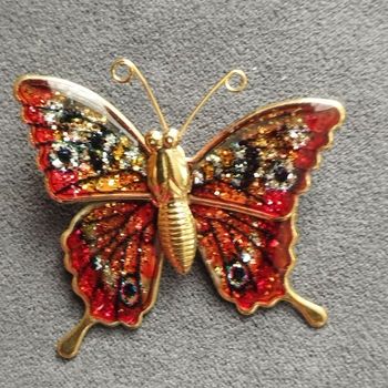 Broche papillon émaillé doré