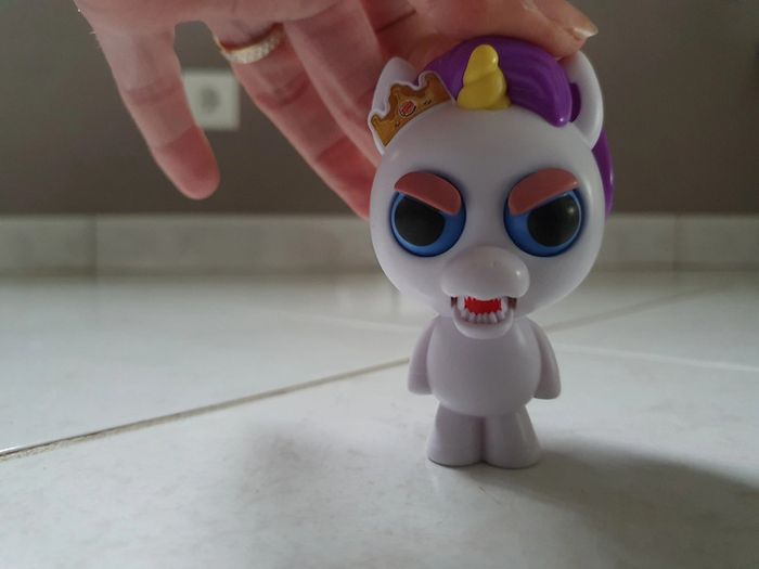 Petit jouet licorne/ poney Vi - photo numéro 3