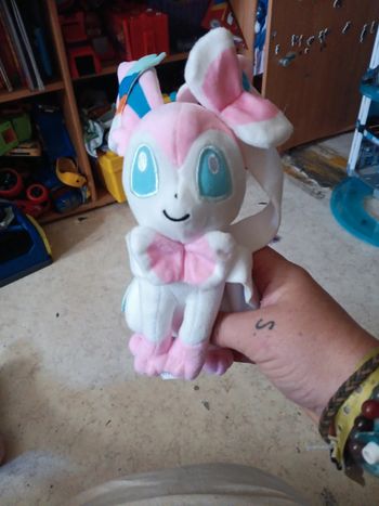 Peluche pokemon nymphali 20cm env pas de vinted go