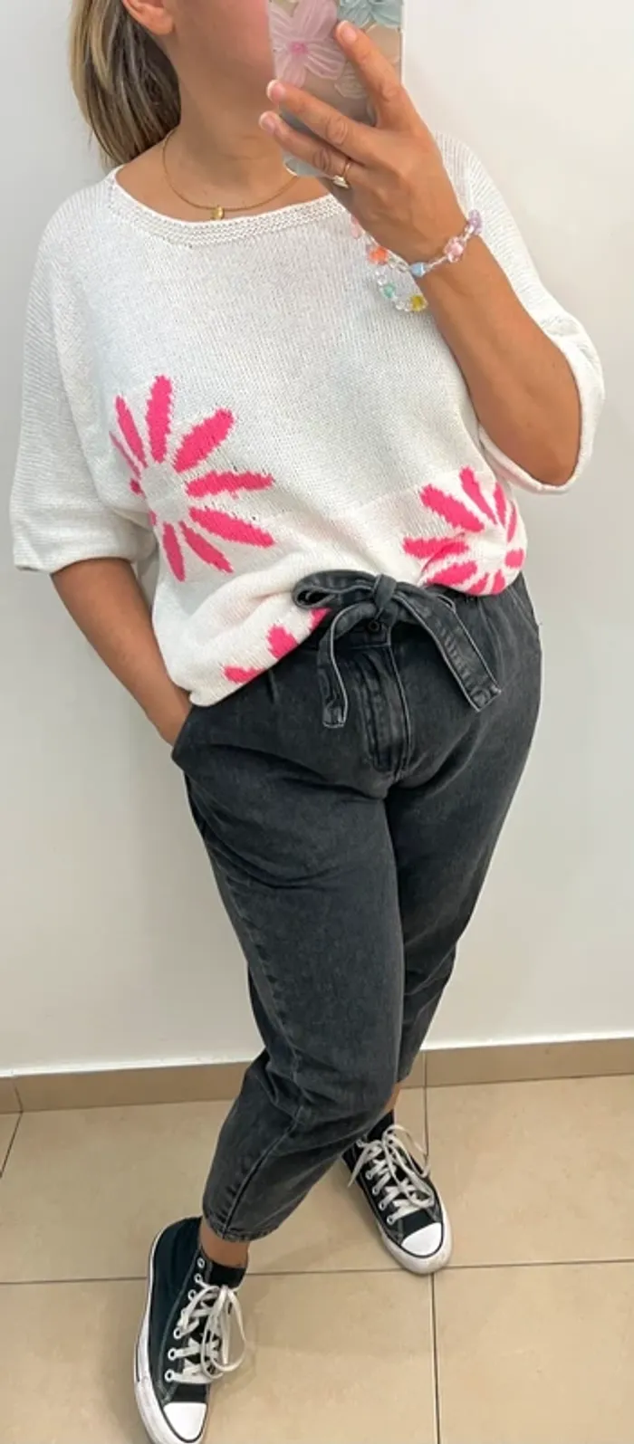 Pull large avec fleurs - photo numéro 2