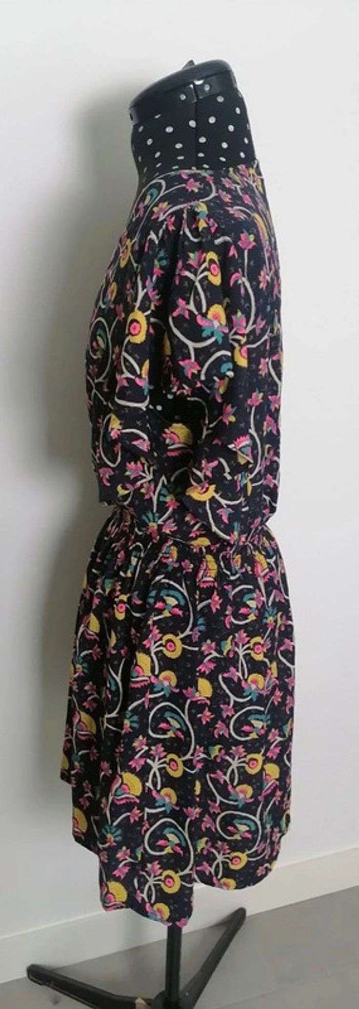 Robe fluide courte fleurs multicolore bleu marine Taille L Cache-cache - photo numéro 3