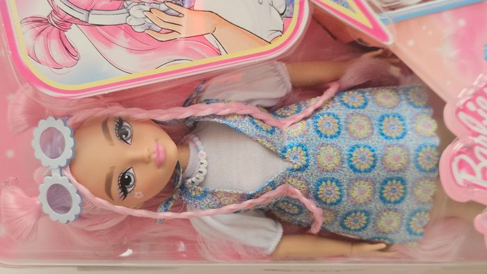 Poupée Barbie Daisy Jean Dream Besties - photo numéro 2