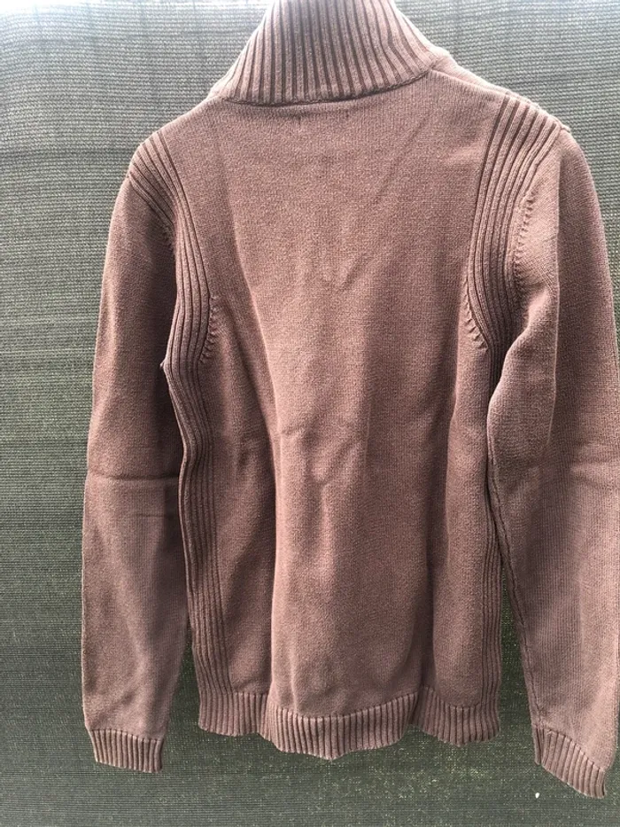 Pull taille M - photo numéro 3
