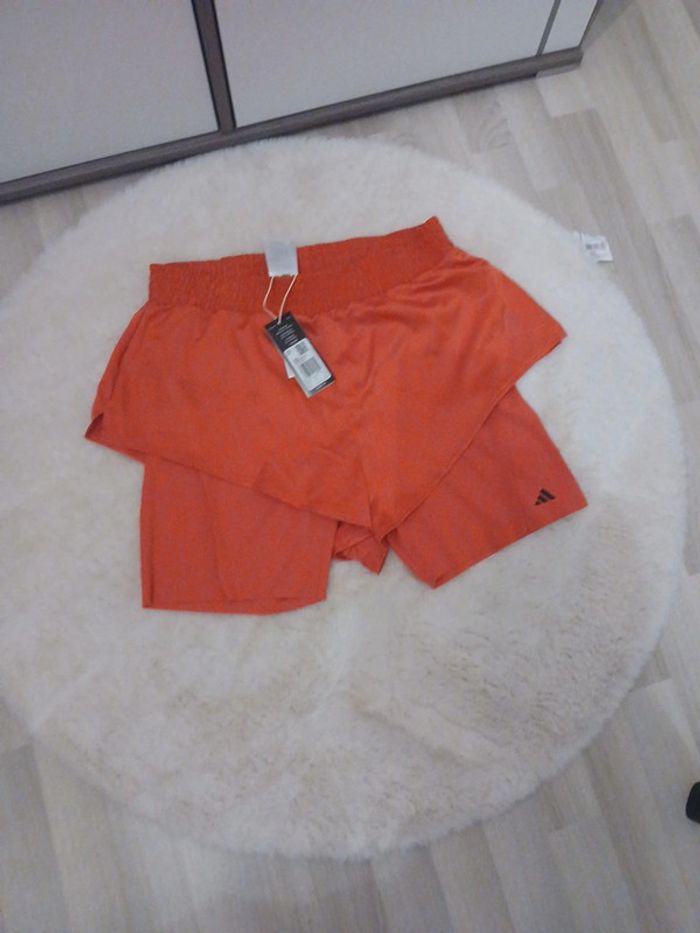 short running adidas femme taille Xl - photo numéro 2