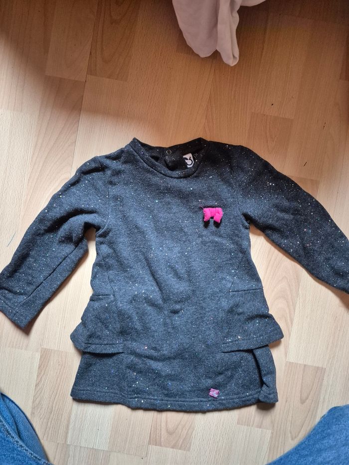 Robe paillettes 3 pommes