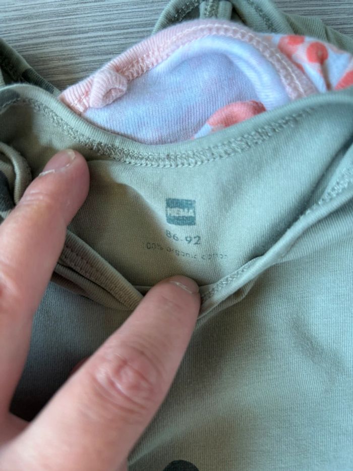 Lot de 3 body taille 24/36 mois - photo numéro 3