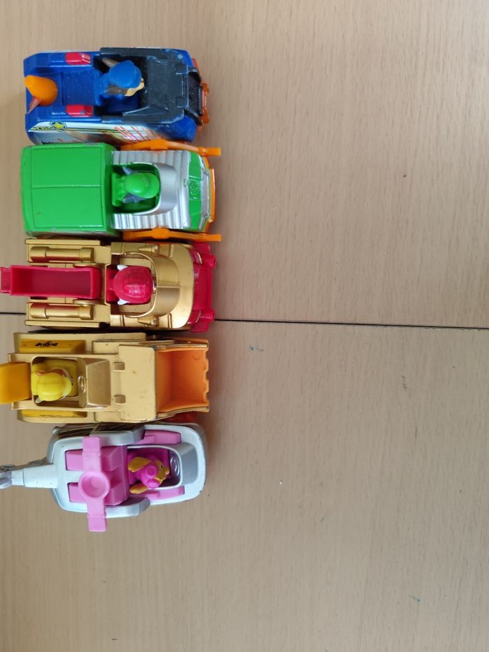 Vends lot petites voitures pat patrouille - photo numéro 4